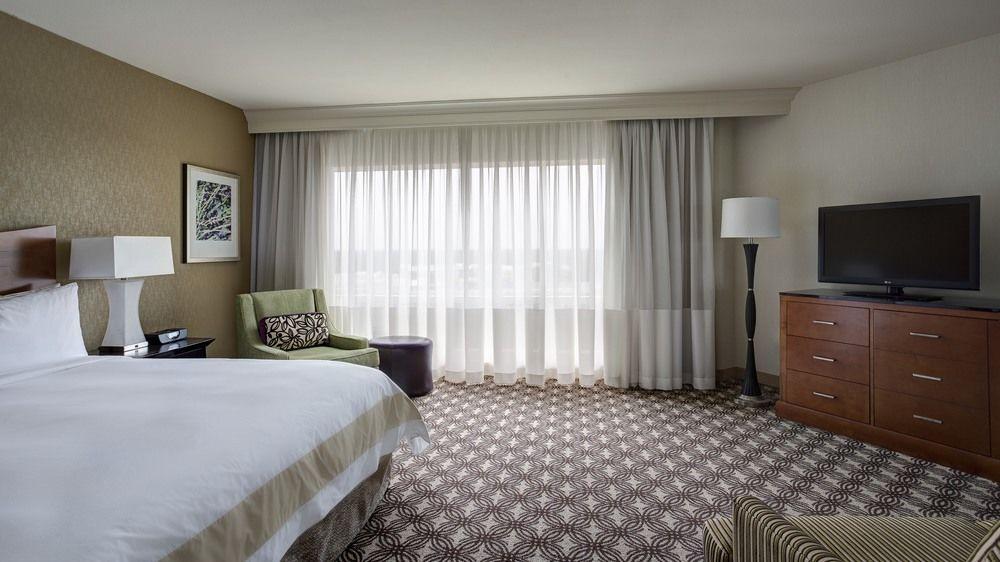 Waterway Marriott And Convention Center 4*