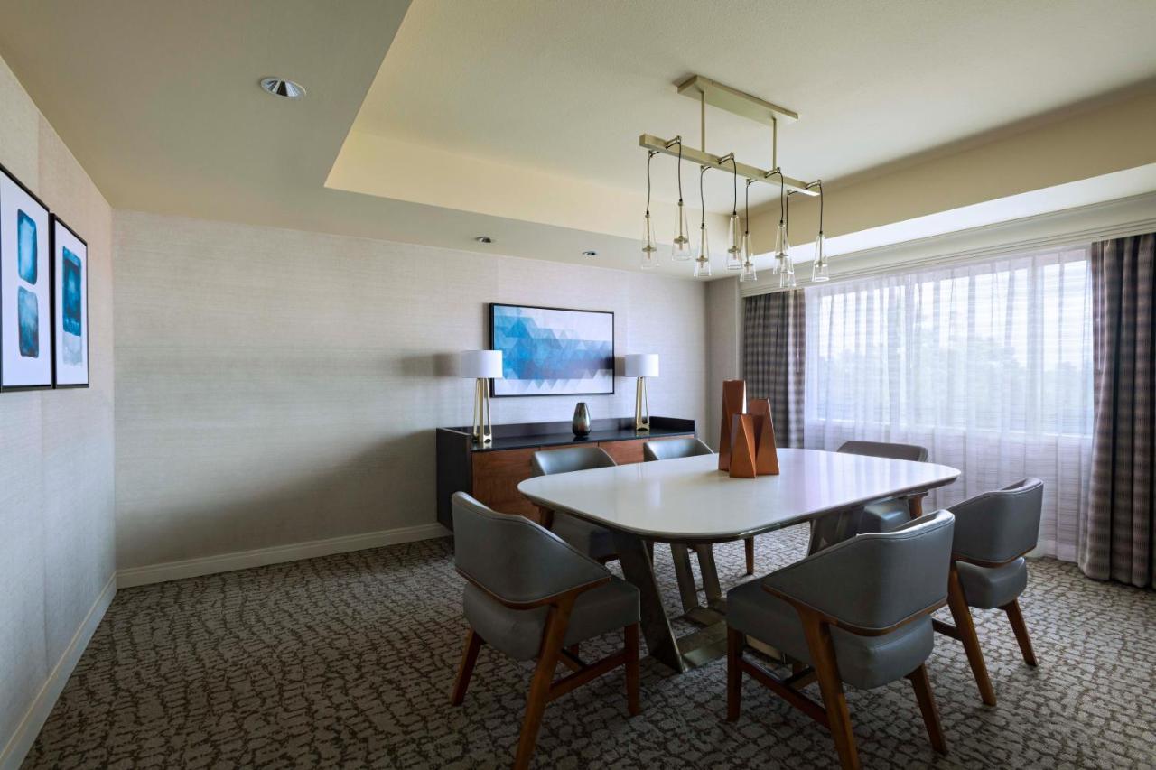 Waterway Marriott And Convention Center 4*