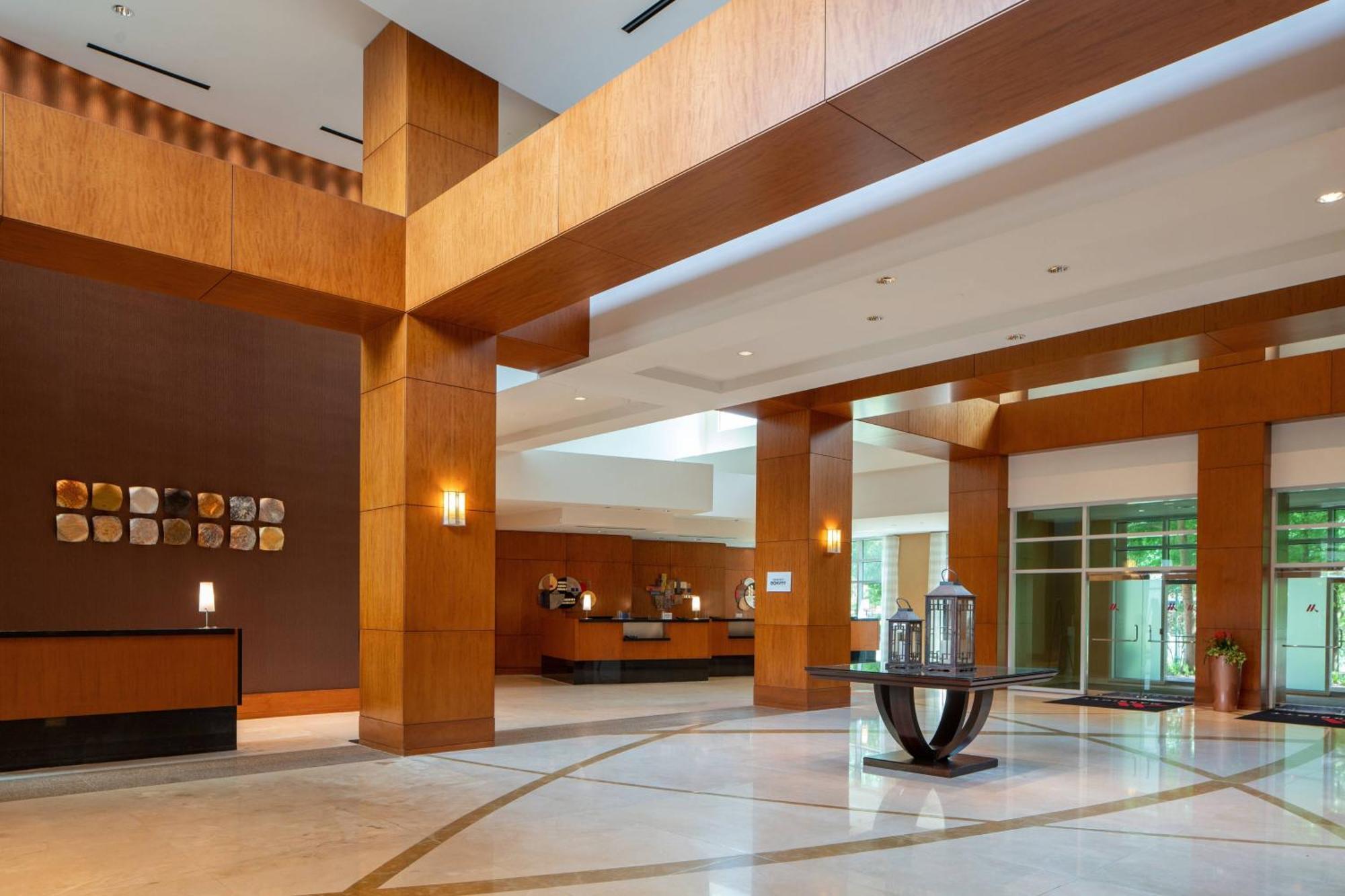 Waterway Marriott And Convention Center 4*