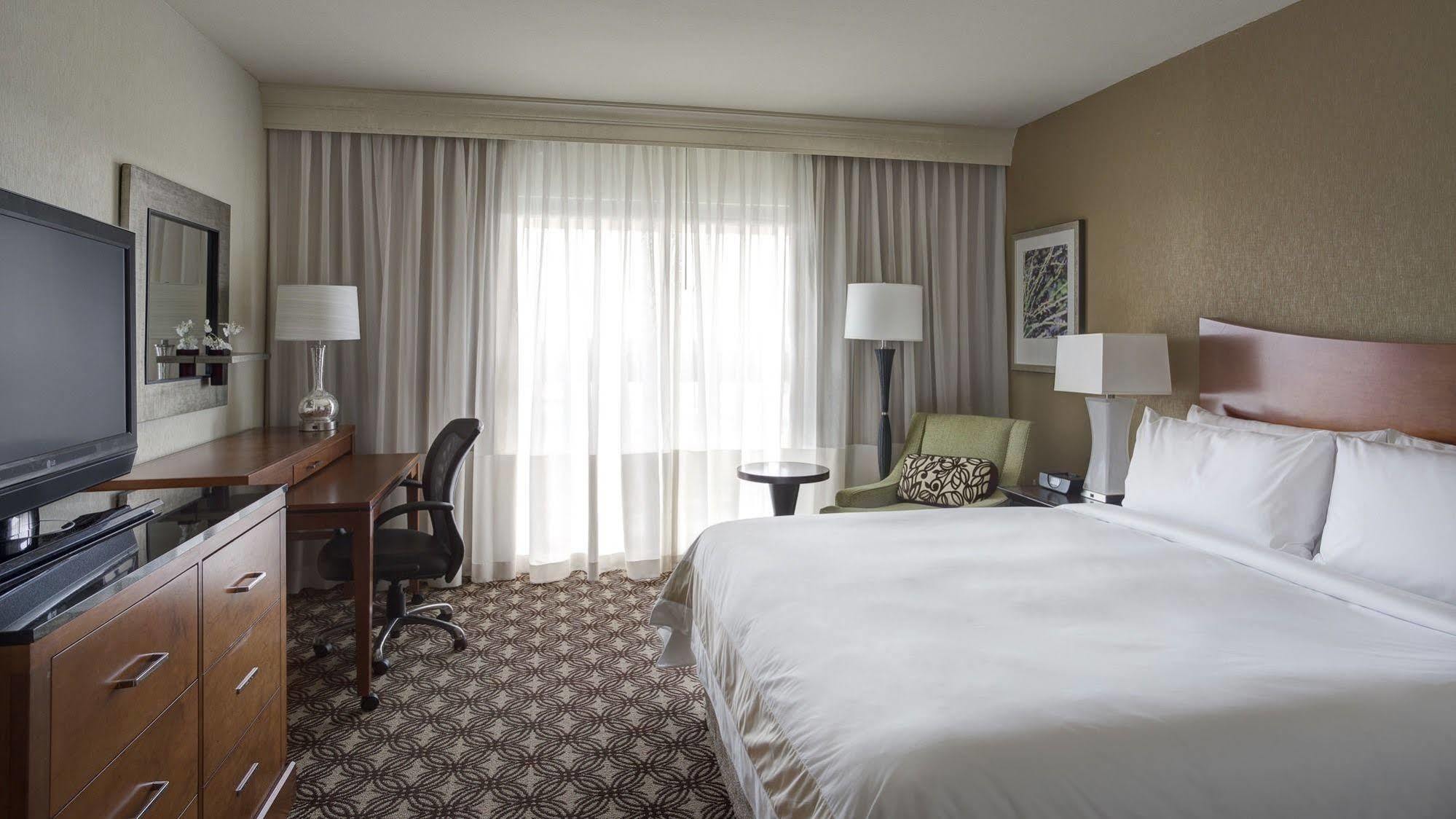 Hotel Waterway Marriott And Convention Center 4*